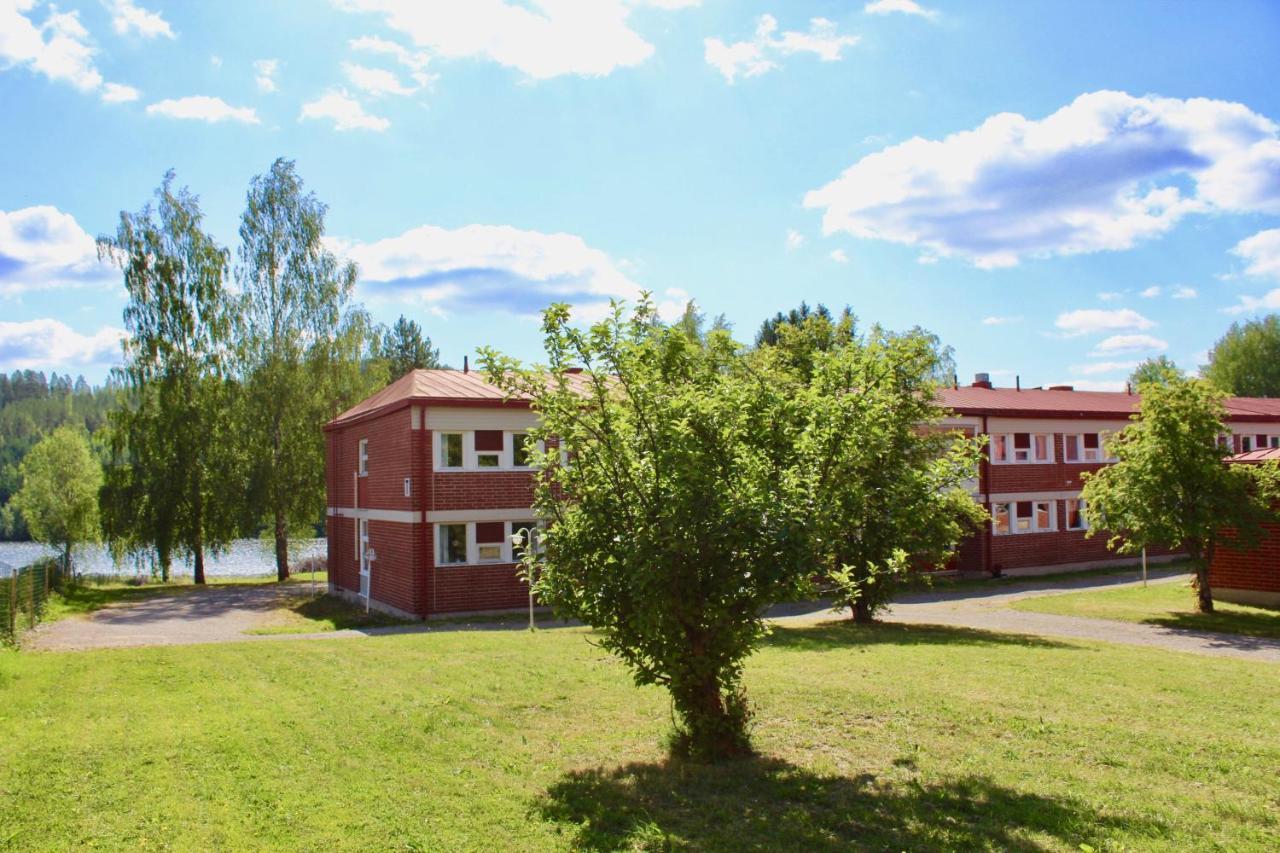 Vanha Koulu Suolahti Luaran gambar
